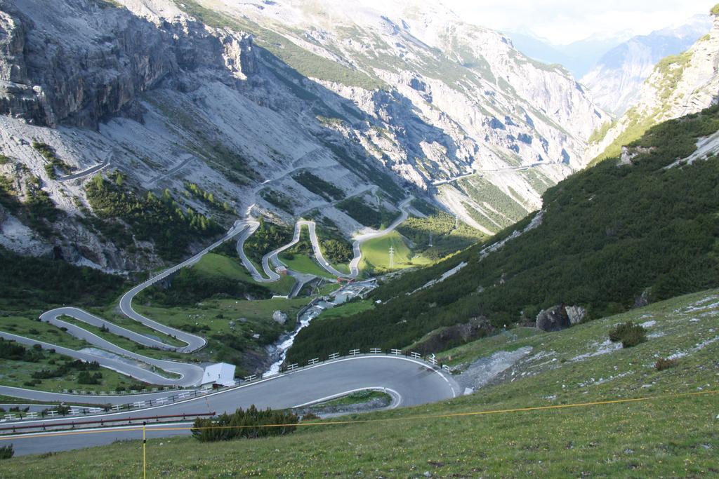 Hotel Genziana Passo Stelvio Kültér fotó